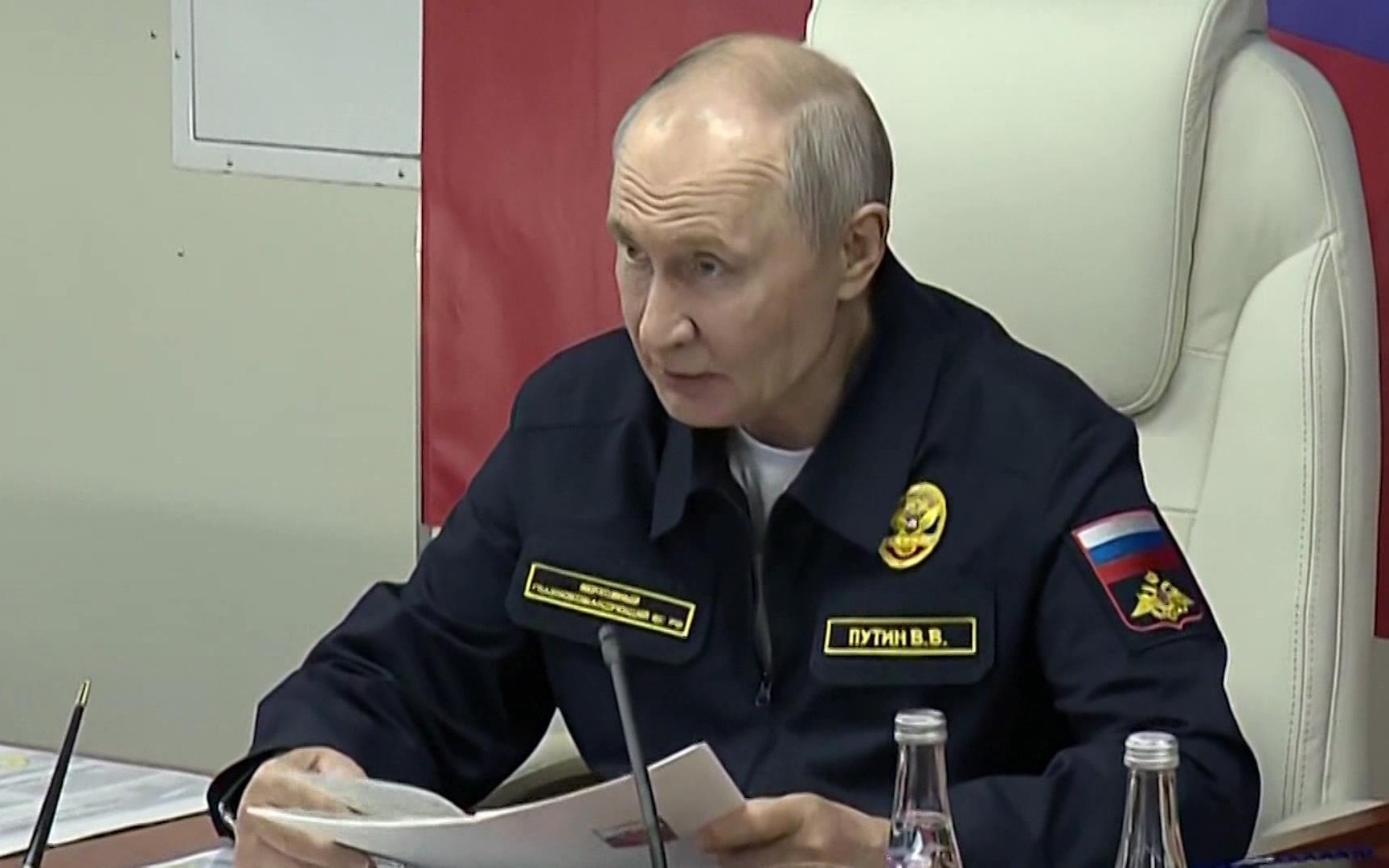 Путин назвал захват судов пиратством и обсудил санкции Японии против России