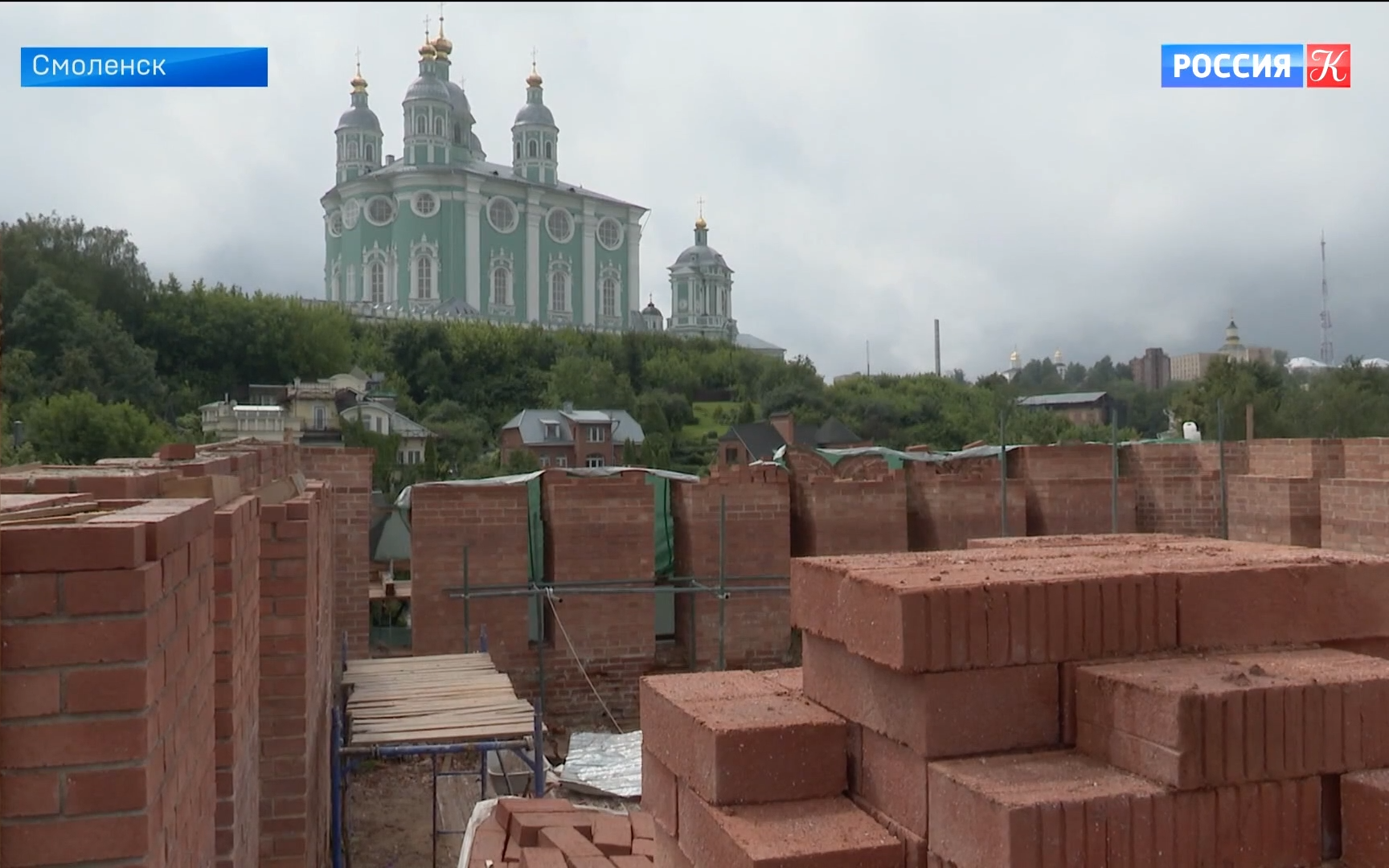В Смоленске реставрируют Башню Волкова
