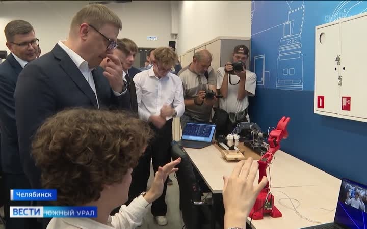 В Челябинске впервые представили "темную фабрику" роботов