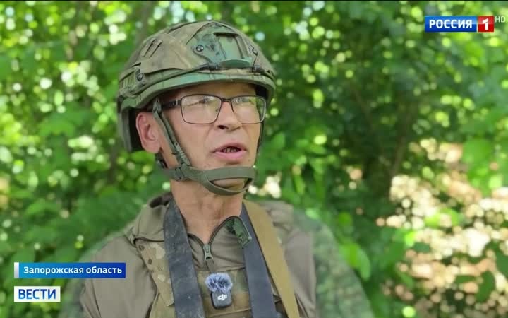 На Запорожском направлении наша артиллерия бьет по скоплениям техники и живой силы ВСУ