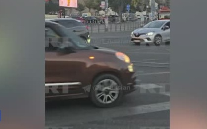 Автопробег в поддержку России прошел в Белграде: "Русские и сербы - братья навек".