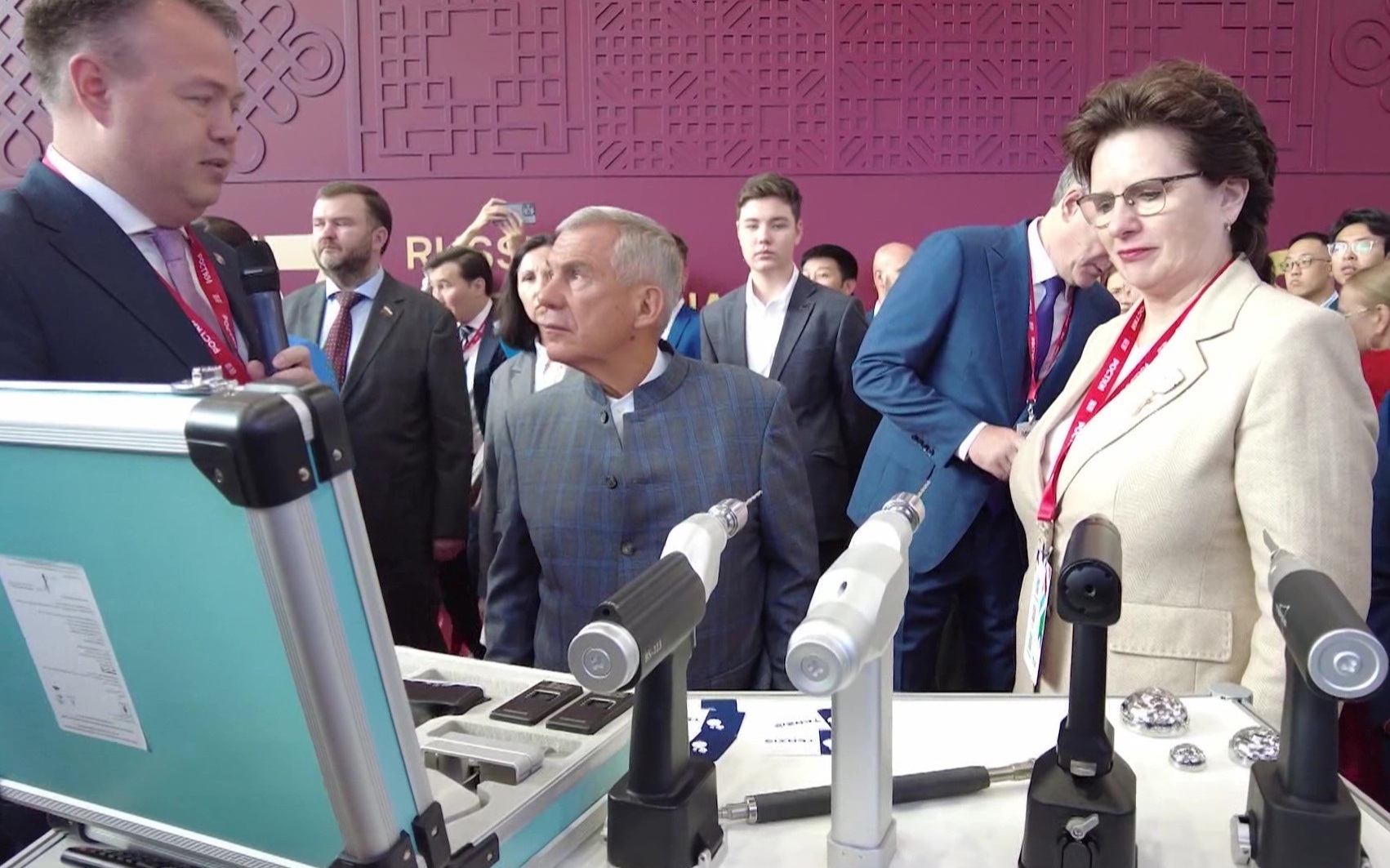 В Казани начал работу 4-й Международный форум "РОСТКИ: Россия и Китай — взаимовыгодное сотрудничество"