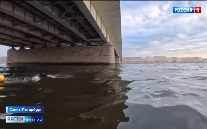 Уроженец Владикавказа Марат Музаев преодолел 77-километровый ультрамарафон по Неве