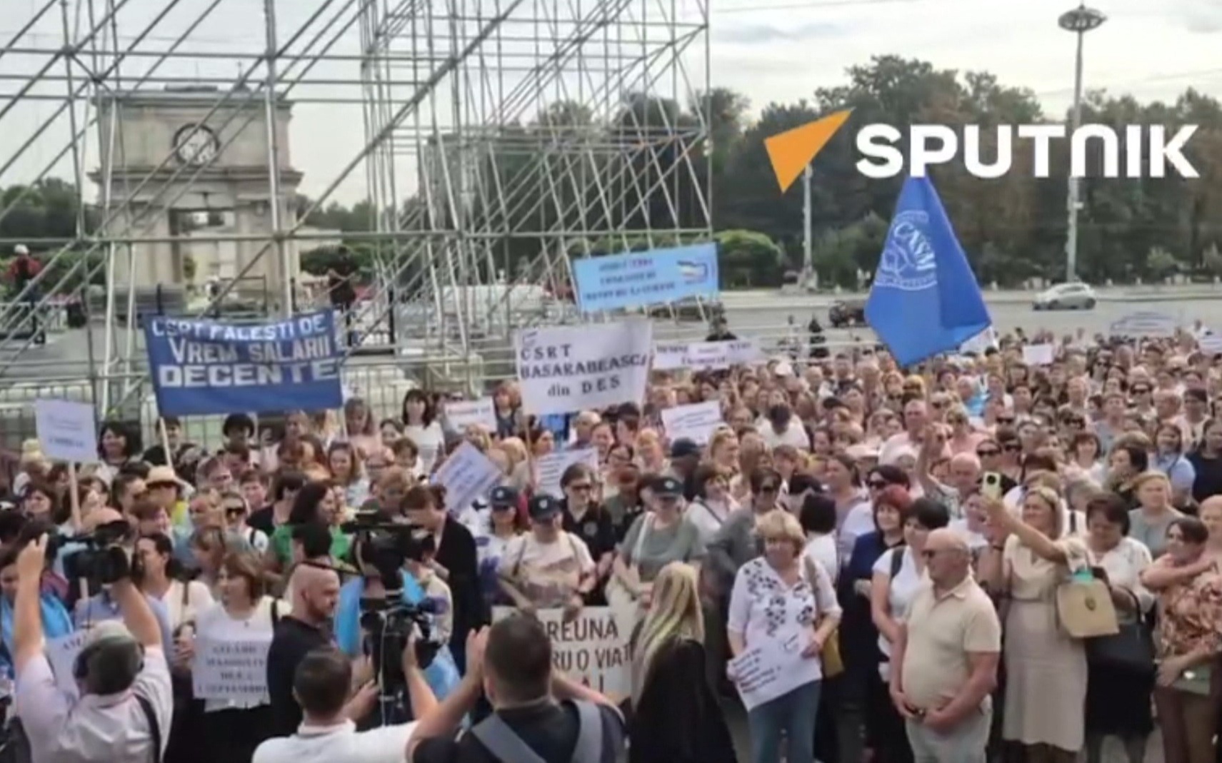 Протесты учителей в Молдавии: угроза забастовок и срыва учебного года