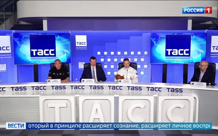 Сергей Бойцов рассказал о подготовке к рекордному прыжку из стратосферы