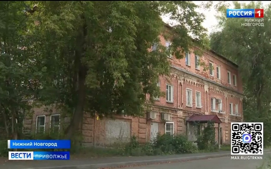 Следственный комитет заинтересовался текущей крышей 110-летнего дома в Нижнем Новгороде