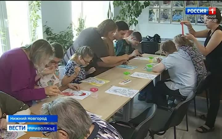 Нижегородцы с ограниченными возможностями здоровья попробовали себя в роли иконописцев