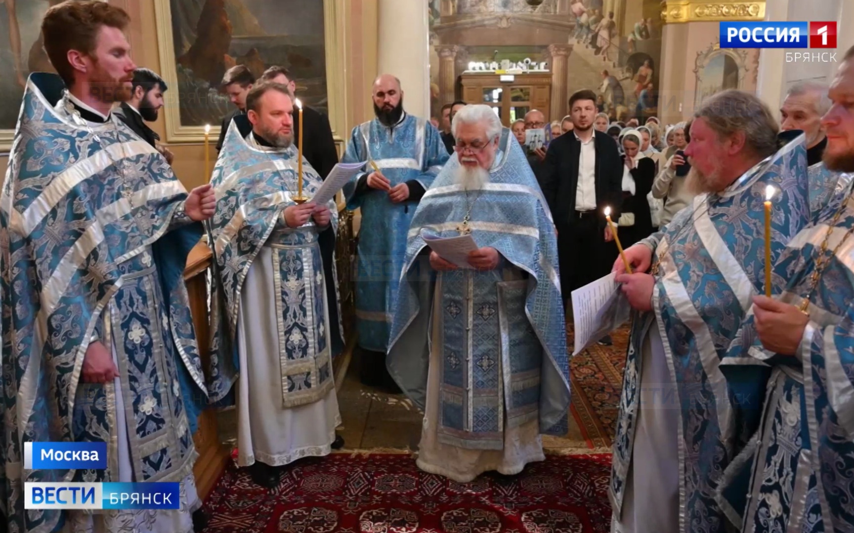 Брянское духовенство провело богослужение в Москве у оригинала Свенской иконы Божией матери