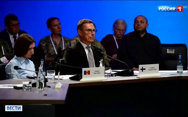 Москва предупреждает о правовых мерах против использования замороженных российских активов ЕС.