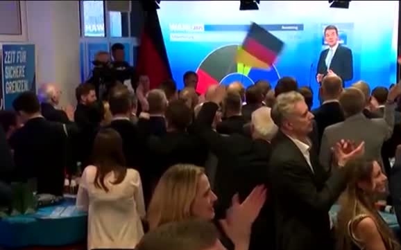 Италия отказывается принимать мигрантов из Германии: Сальвини против открытых границ