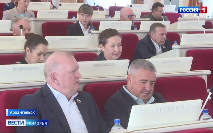 Депутаты регионального Собрания собрались сегодня на внеочередную сессию