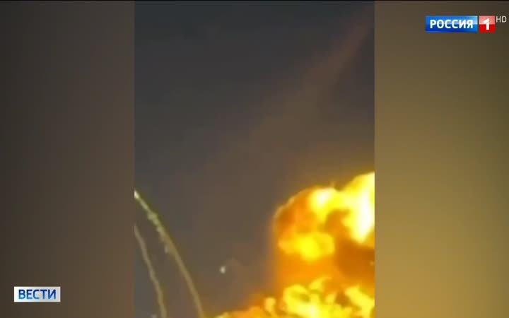 Мощные взрывы на военных объектах под Киевом