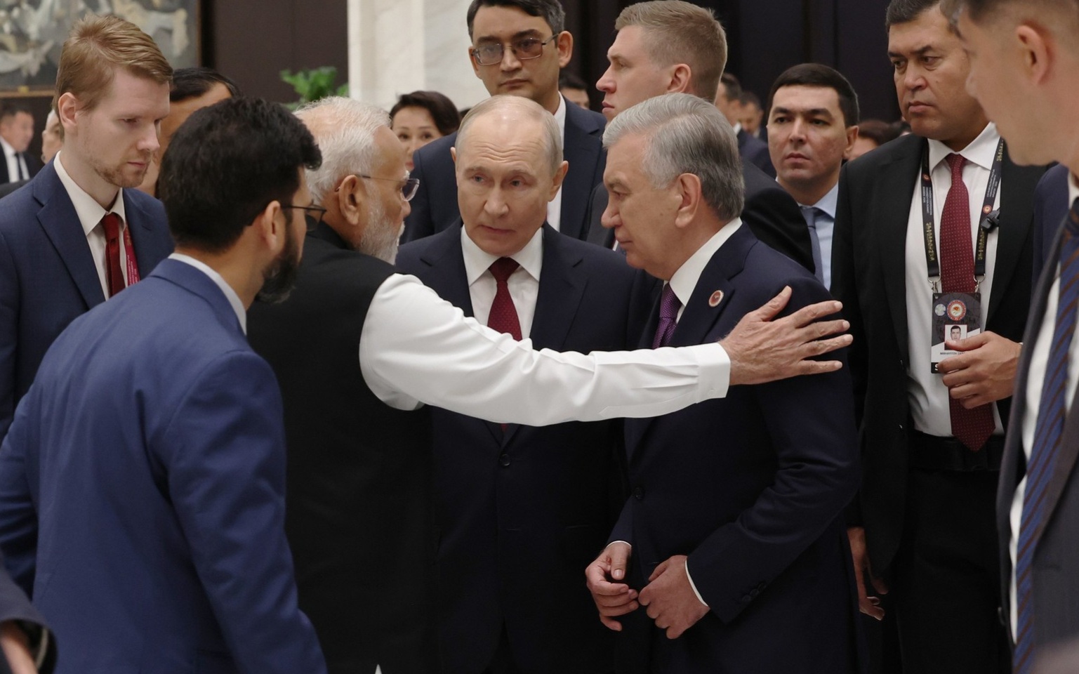 Мировая пресса называет саммит ШОС полноценным противовесом влиянию США