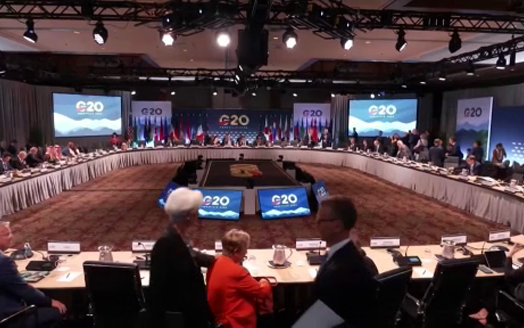 Возвращение России в G20 обострило разногласия между США и Европой