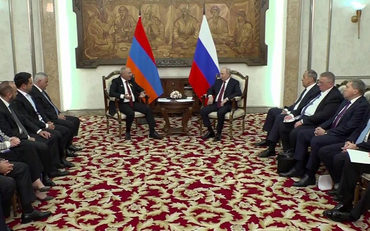 Путин: курс Армении в ЕС означает выход из ЕАЭС