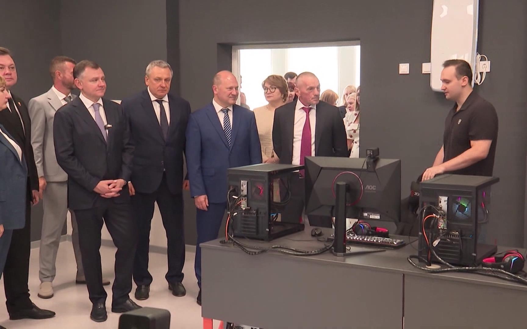 В Ростове-на-Дону открыли новую школу на 1100 учеников