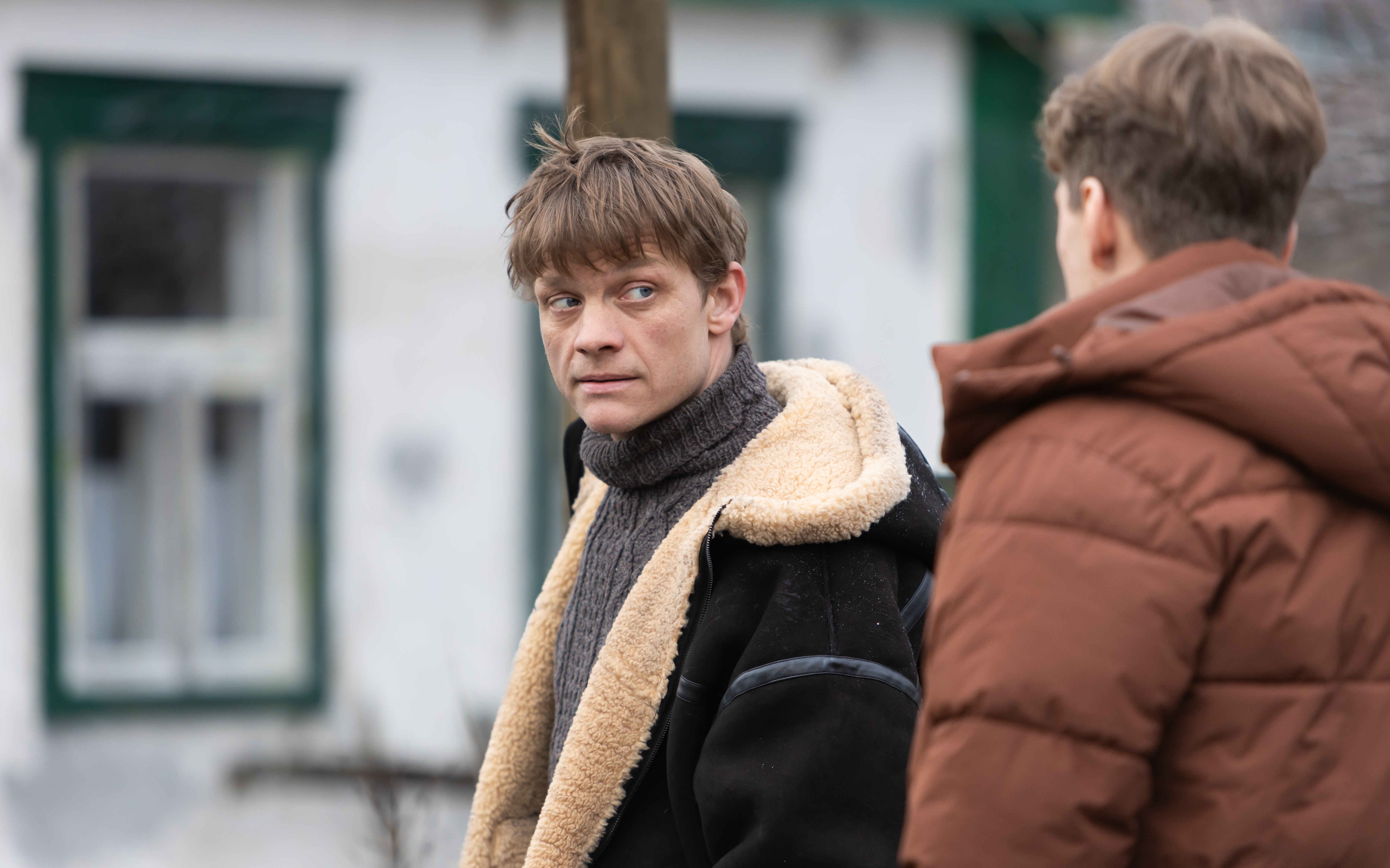 Сериал "Держаться за землю"