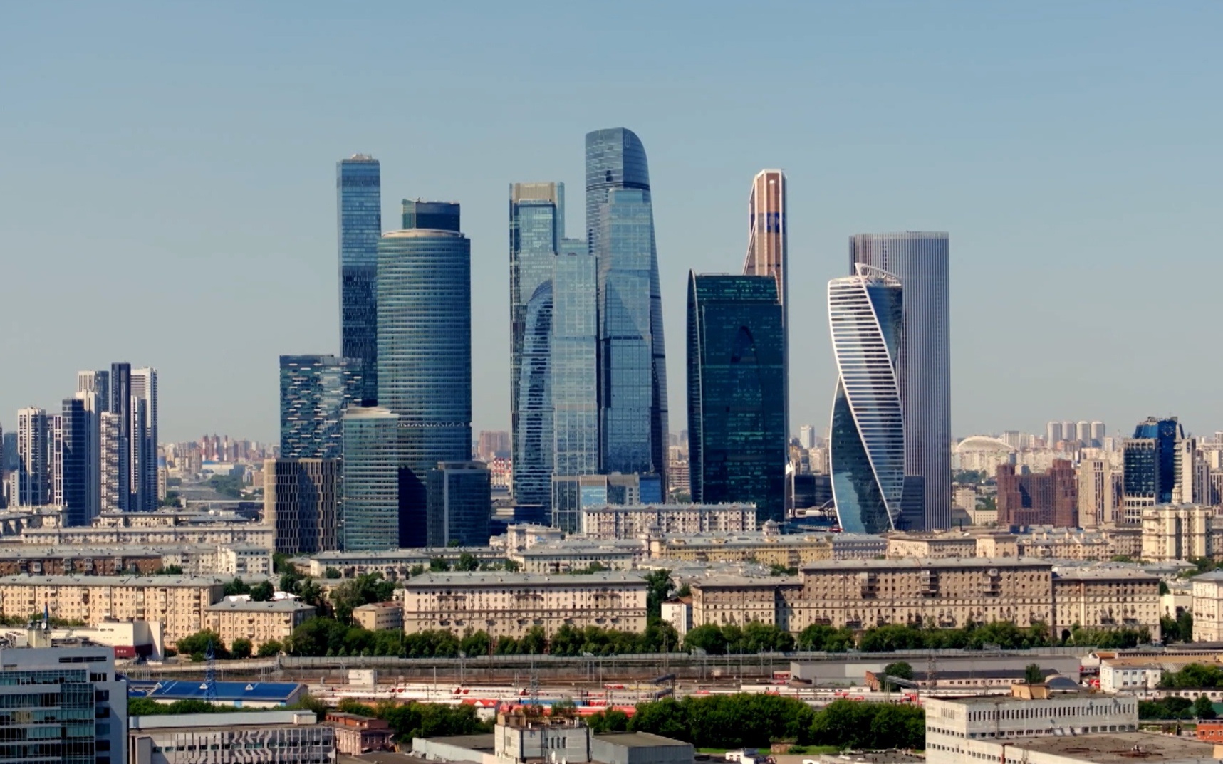 Москва: герои, рекорды и праздничная реконструкция в День города