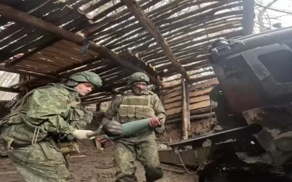 Российские войска замкнули кольцо окружения в Харьковской области