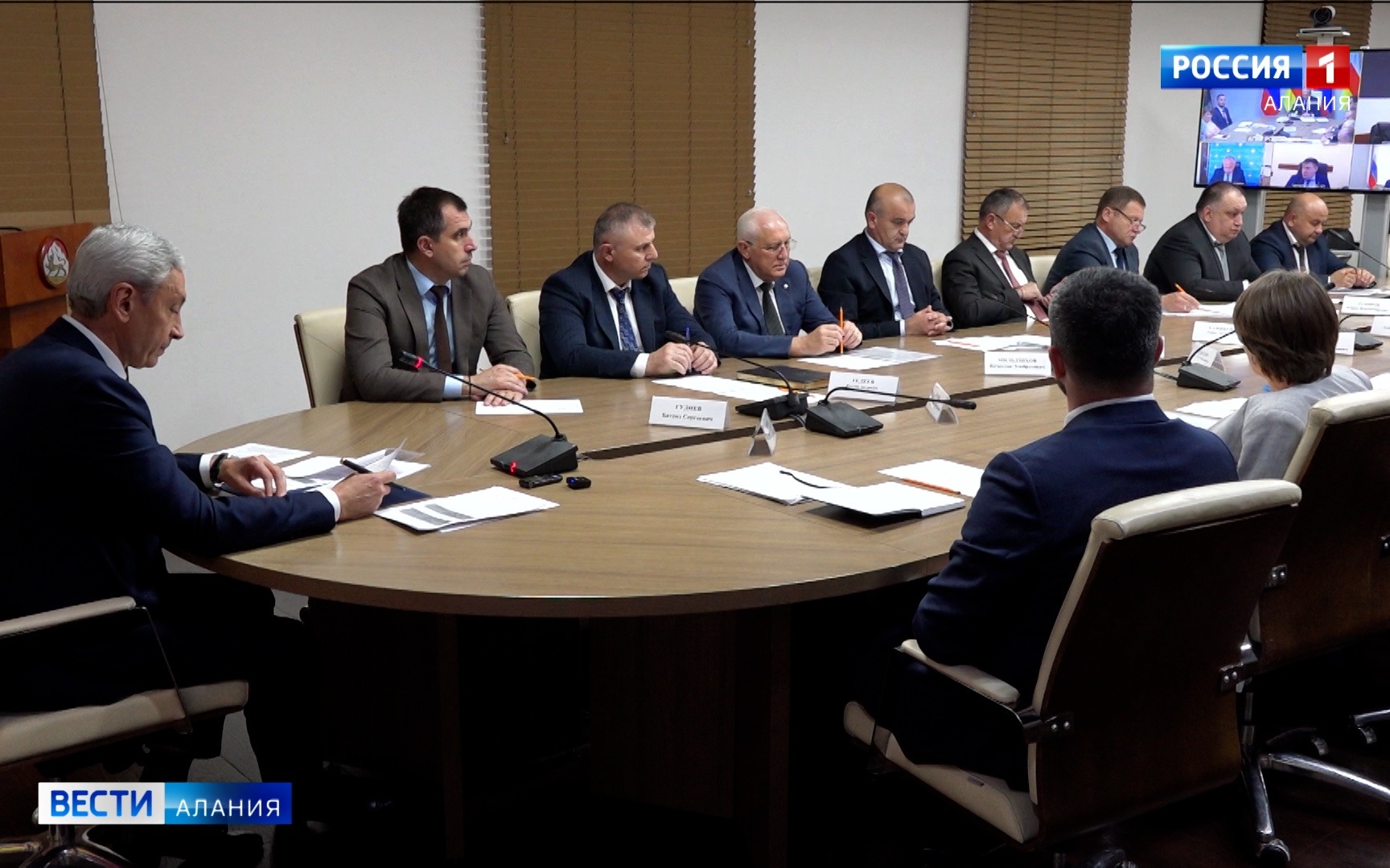 Борис Джанаев провел совещание по платежной дисциплине за потребленные энергоресурсы