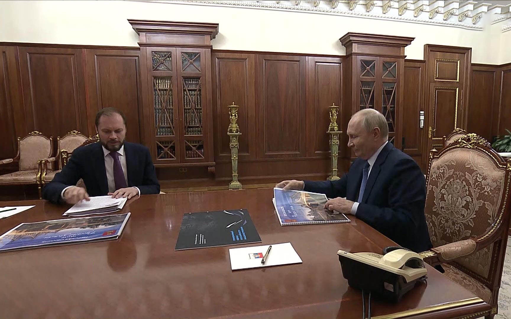 Владимир Путин обсудил развитие Тверской области с врио главы региона Виталием Королёвым