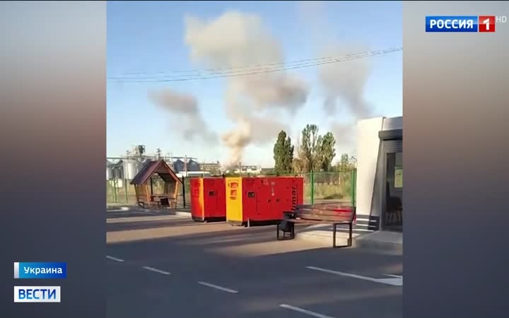 Российские удары по инфраструктуре Украины: взрывы в Одессе и Черноморске, уничтожение складов и техники