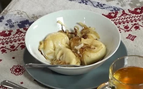 Суп со шпинатом и перловкой, ушки с редькой