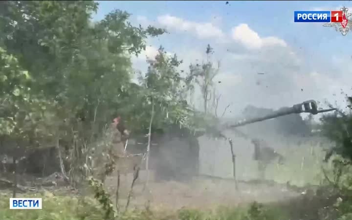В Харьковской области ликвидируют группировки противника: освобождены Гоптовка и Зарубинка, окружены силы ВСУ в Ольховатке.