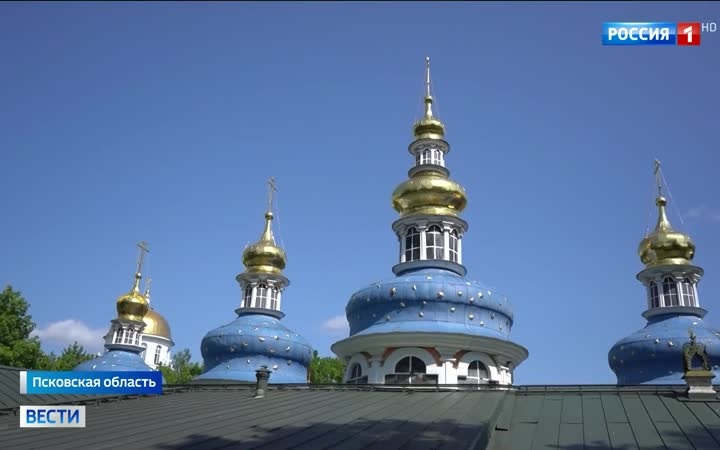 Псковская область приняла более 10 тысяч заявлений от жителей недружественных стран
