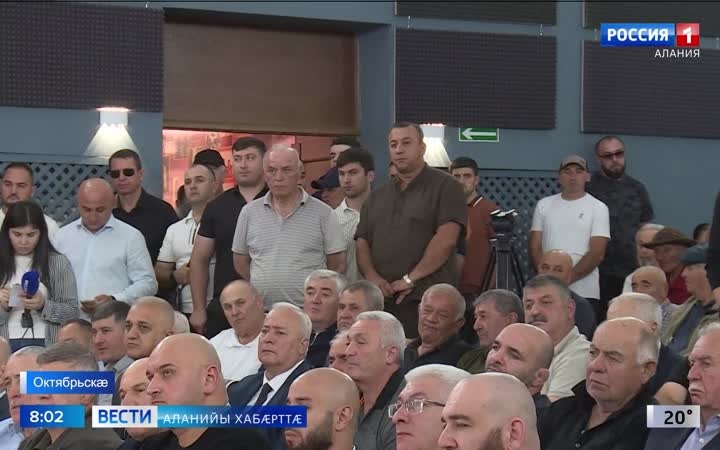 Хуссар Ирыстоны президенты хæстæ æххæстгæнæг Хъамболты Марат сæмбæлд, Цæгат Ирыстоны чи цæры, Хуссар Ирыстоны уыцы граждантимæ