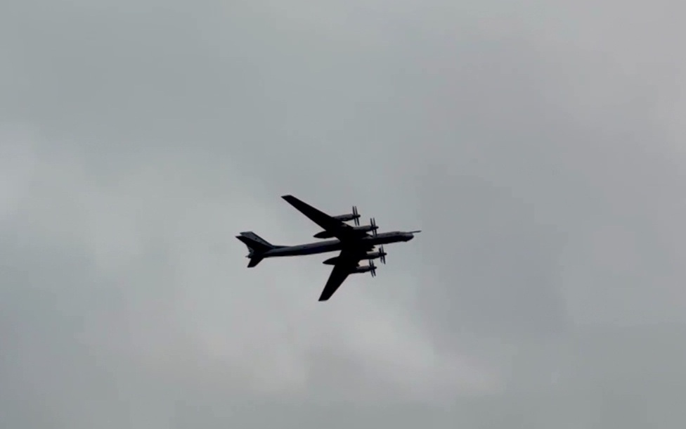 Стратегические бомбардировщики Ту-95 выполнили полет над нейтральными водами