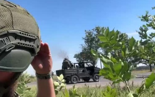 Мобильные группы защитили трассу от дронов ВСУ: успешное перехватывание и перемещение позиций.