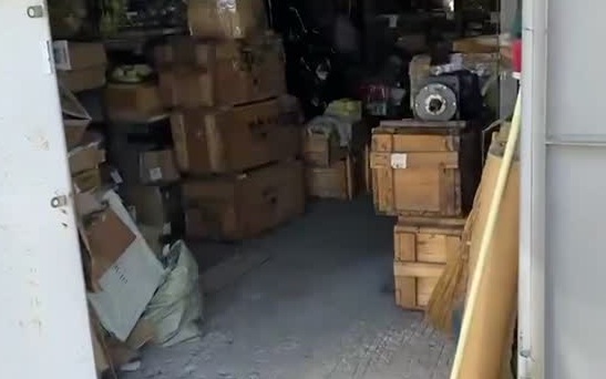 Житель Севастополя задержан за попытку контрабанды военной техники на Украину через третьи страны.