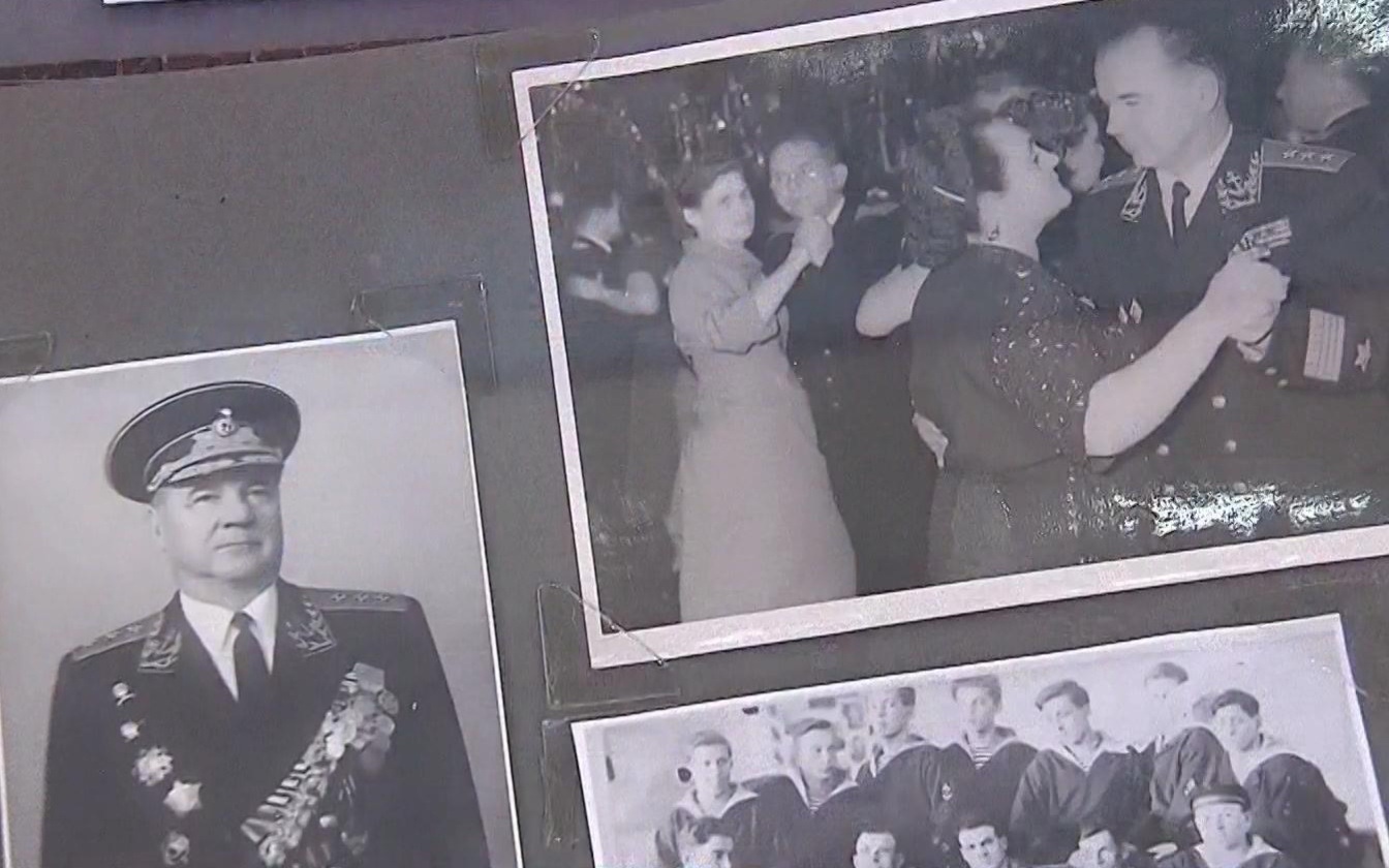 В Центральном музее ВС РФ открылась выставка, посвященная 120-летию со дня рождения адмирала Николая Харламова