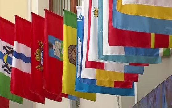Выборы в ГД: высокая явка и меры безопасности в условиях внешнего давления.