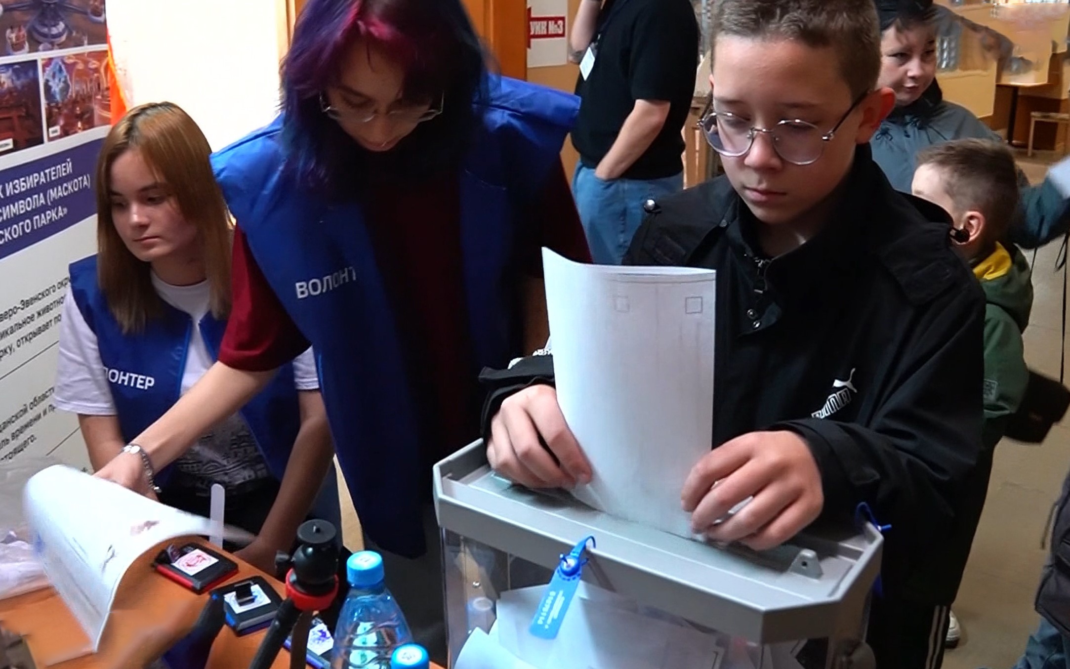 Более 400 юных магаданцев проголосовали в первый день "Детского голосования"