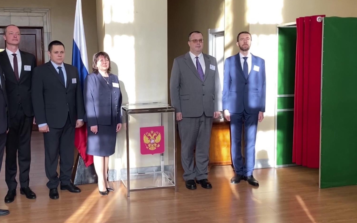 Голосование россиян за рубежом и проблемы в Прибалтике