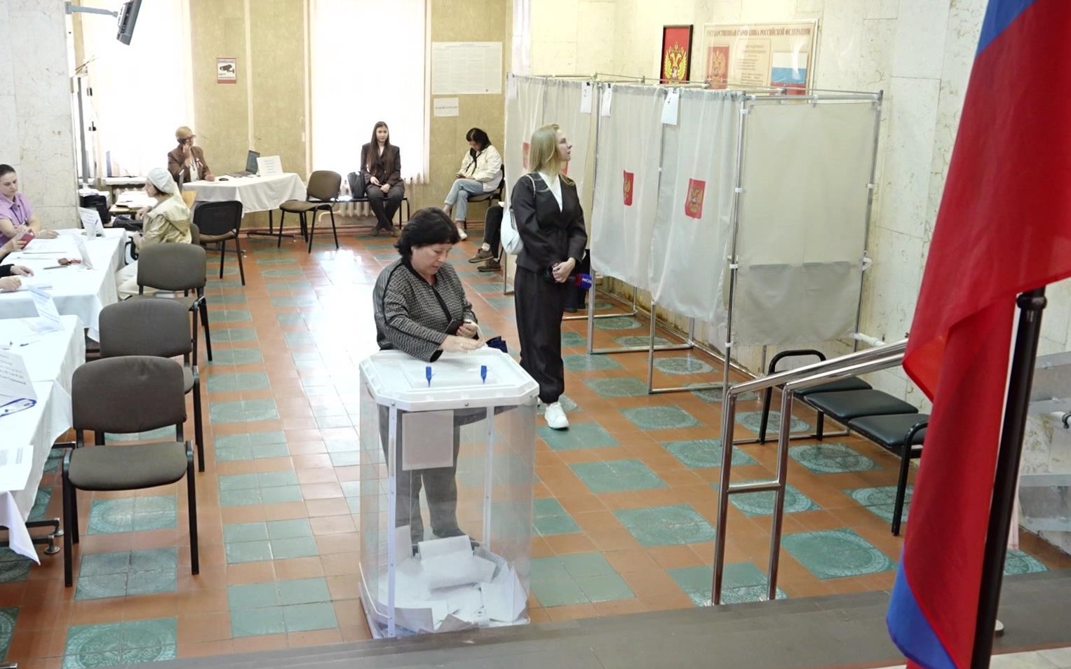 Попытки сорвать выборы обернулись рекордно высокой явкой избирателей по всей стране