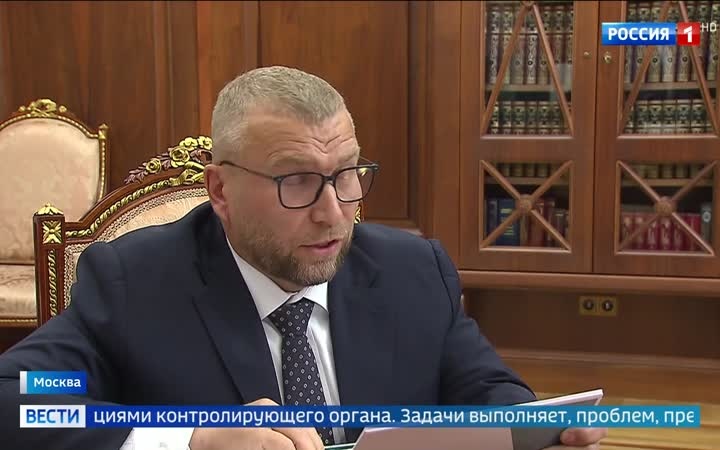 ФТС передала в зону СВО более 500 беспилотников и сотни машин