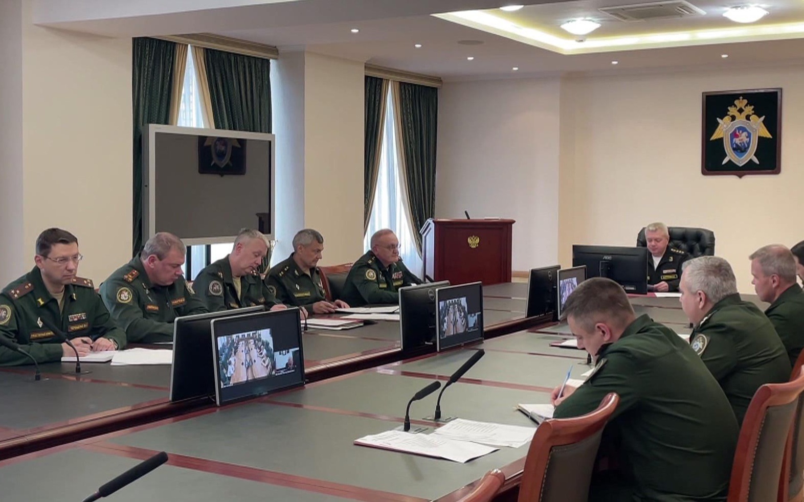 Константин Корпусов провел прием семей участников СВО в формате видеосвязи