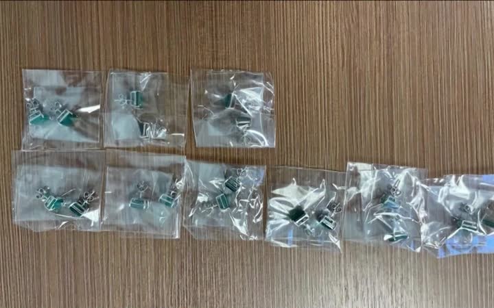 В Шереметьево изъяли драгоценности на 5 млн рублей