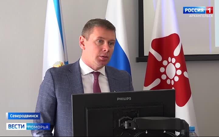 Игорь Арсентьев сегодня официально сложил полномочия главы Северодвинска