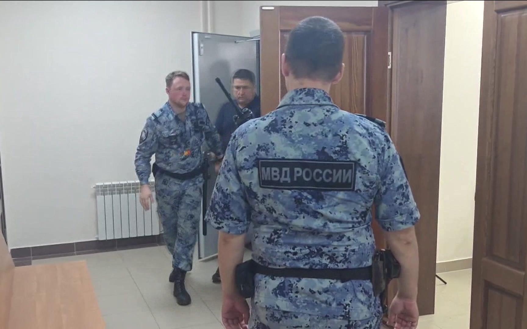 В Свердловской области задержали экс-главу ГАИ за взятки при распределении госконтрактов
