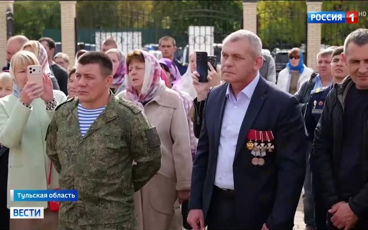 В Тульской области установили крест в память о погибших десантниках