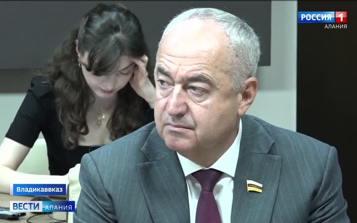 Аппаратное совещание: обеспеченность топливом, эпидобстановка