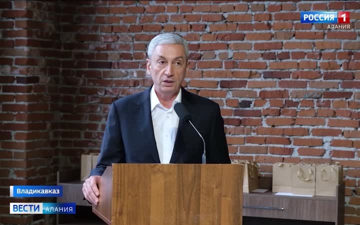 Борис Джанаев принял участие в семинаре по обмену управленческими практиками министерства промышленности и инвестиций республики