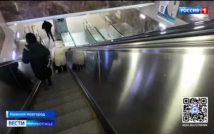 Плановый ремонт эскалатора начался на станции метро «Горьковская»