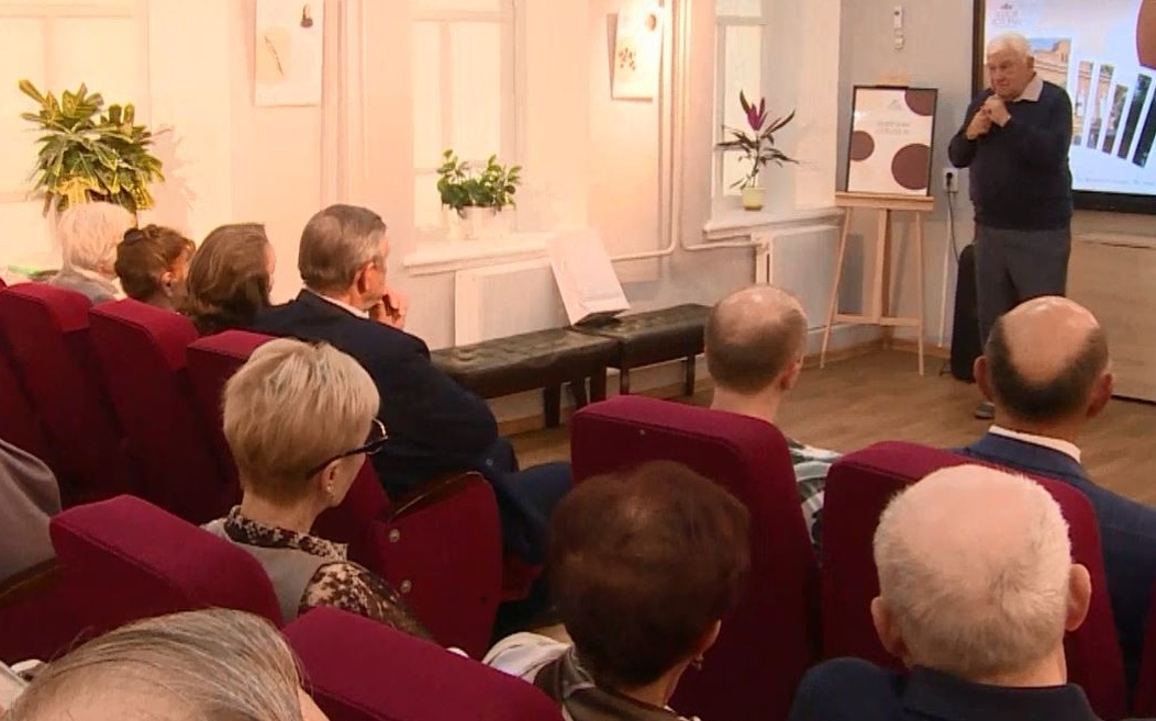 Предметы из разных времён можно увидеть на выставке в честь 30-летия Музея истории Йошкар-Олы