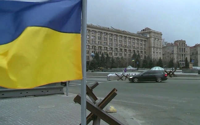 В Брюсселе сравнили финансовую помощь Украине с поливом пустыни