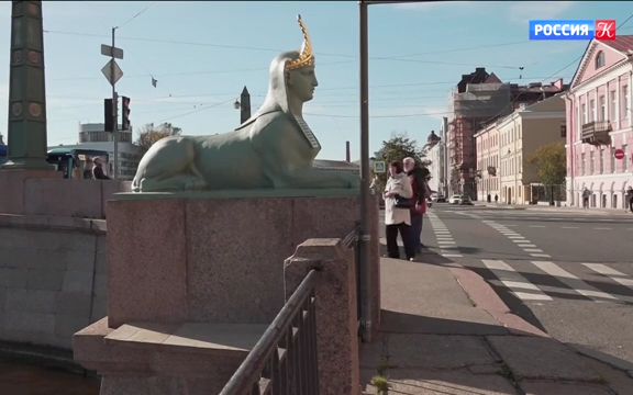 Сфинксы вернулись на Египетский мост в Санкт-Петербурге после реставрации